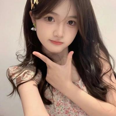 踉跄女孩